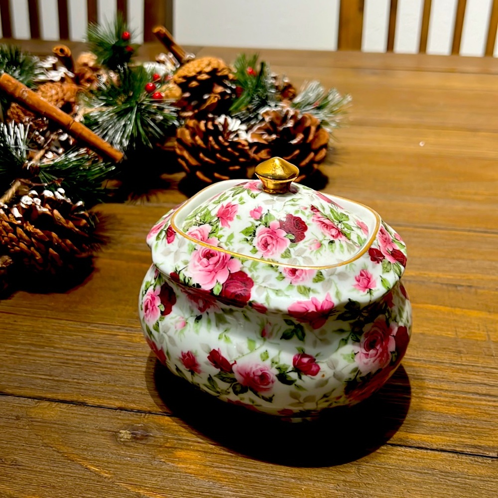 Imperial Italian design by Antonio Chocolate sugar bowl canister floral